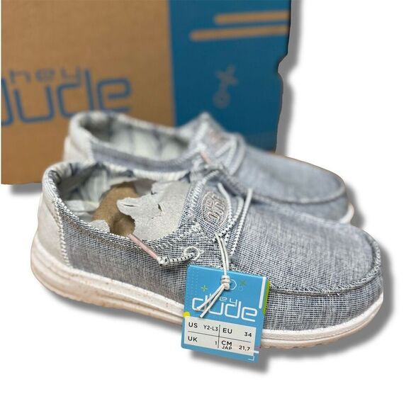 Hey Dude Wendy Youth Star Kids Slip-On Shoes Gray Size Y2-L3 - Picture 2 of 8